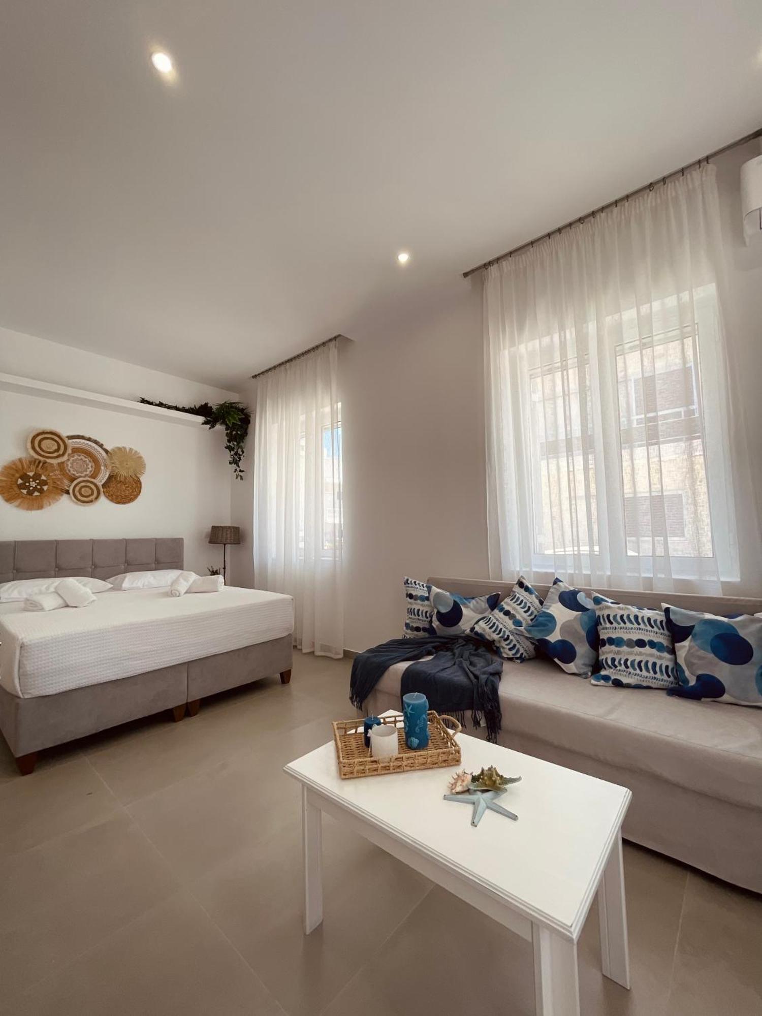 Kyma Luxury Suite Кіатон Екстер'єр фото