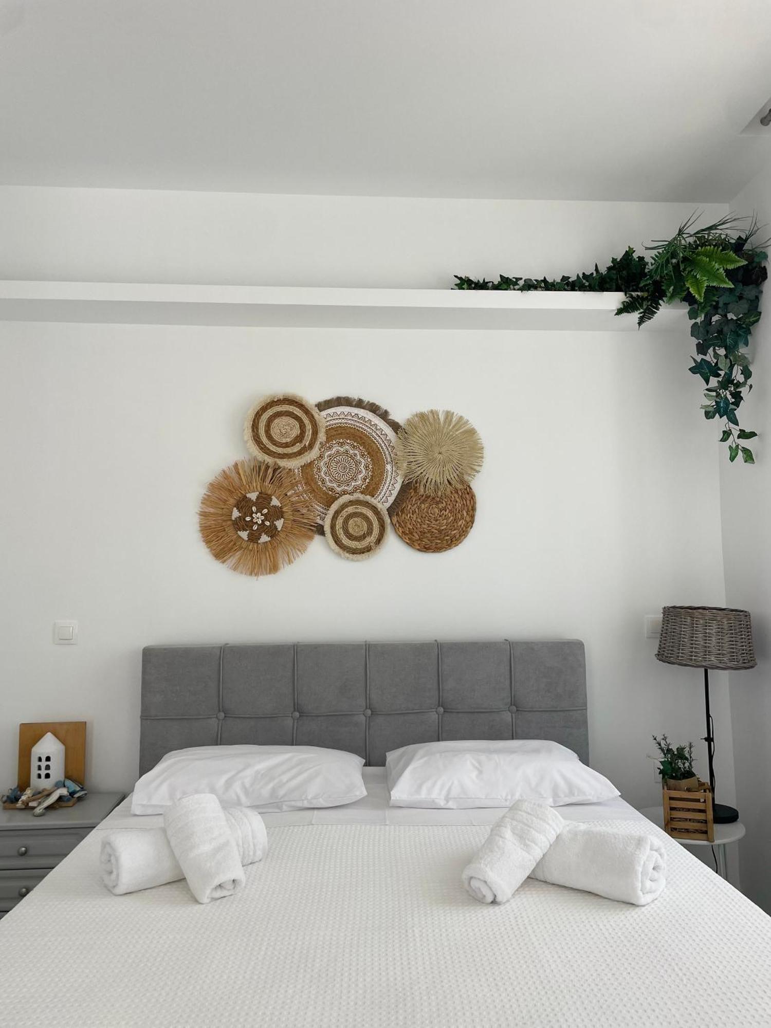 Kyma Luxury Suite Кіатон Екстер'єр фото